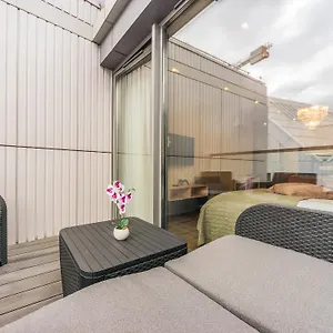 Apartment Flatbook - Center Granaria With Parking, Danzig