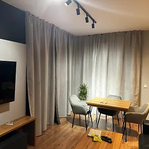 Apartment Granaria Self Check In 24x7, Danzig